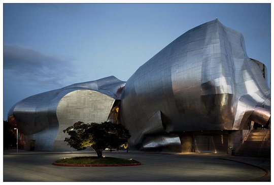 Центр музыки Experience Music Project в Сиэтле