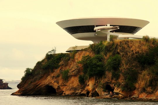 Музей современного искусства. Нитерой, Бразилия