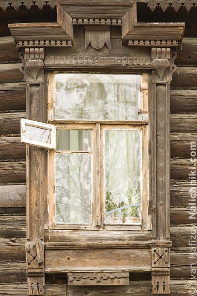Владимирский традиционный деревянный наличник