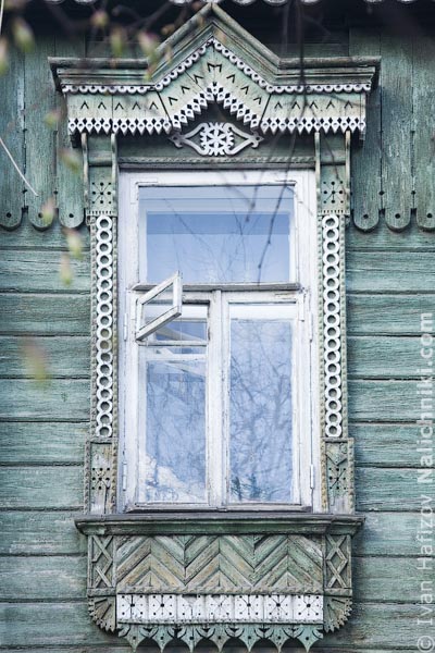 Владимирский традиционный деревянный наличник