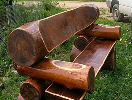 скамейка из бревна