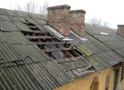 Течет крыша что делать
