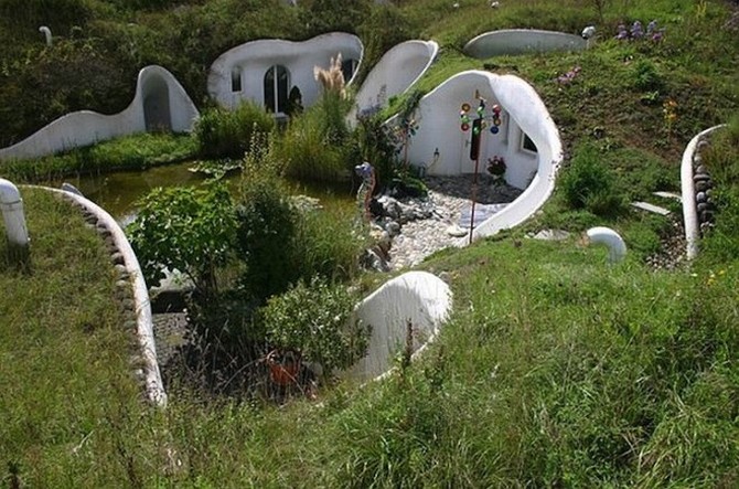 Земляной дом (Earth houses), экологическое строение, Дитикон, Швейцария