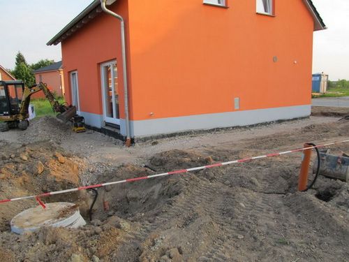 Отмостка вокруг дома из тротуарной плитки: фото, схема, чертежи, видео