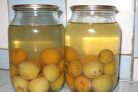 Компот из слив с косточками на зиму