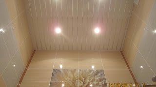 Отделка потолка в ванной комнате пвх панелями