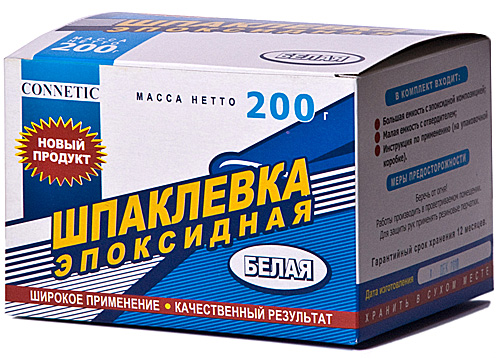 Эпоксидная шпаклевка применяется, в частности, для заделки межплиточных швов в фартуке кухни. С ее поверхности легко удаляются неизбежные брызги жира.