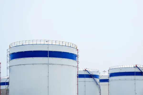 Вид нефтебаза — стоковое фото