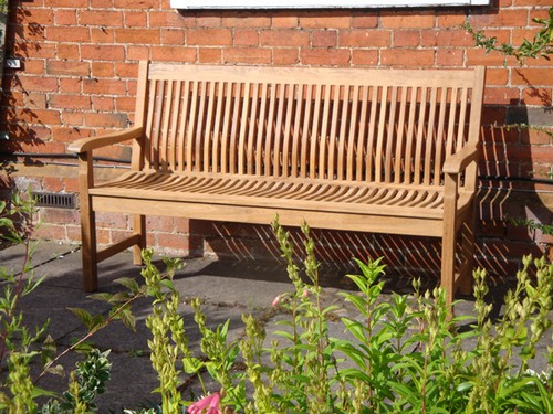 Скамейка садовая со спинкой фото Скамейка садовая со спинкой фото