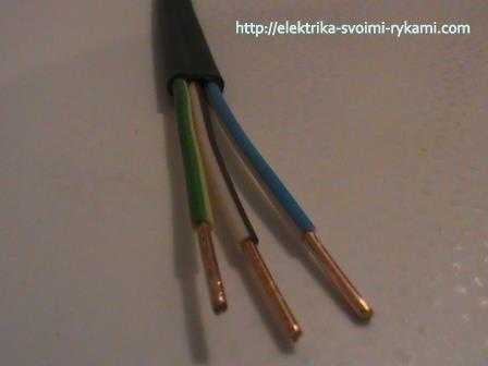 Какой кабель использовать для проводки в деревянном доме
