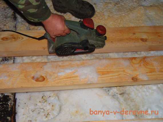 Устройство пола в бане из бревна Устройство пола в бане из бревна